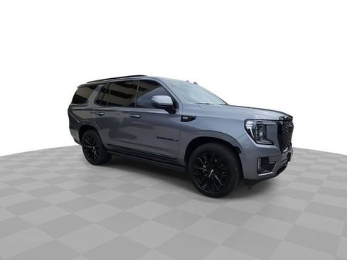 Used 2021 GMC Yukon Denali w/ Denali Premium Package image 2