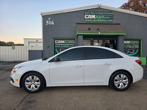 Used 2016 Chevrolet Cruze LS FWD image 7