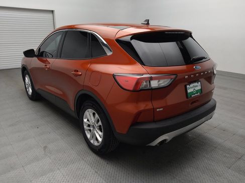 Used 2020 Ford Escape SE FWD image 5