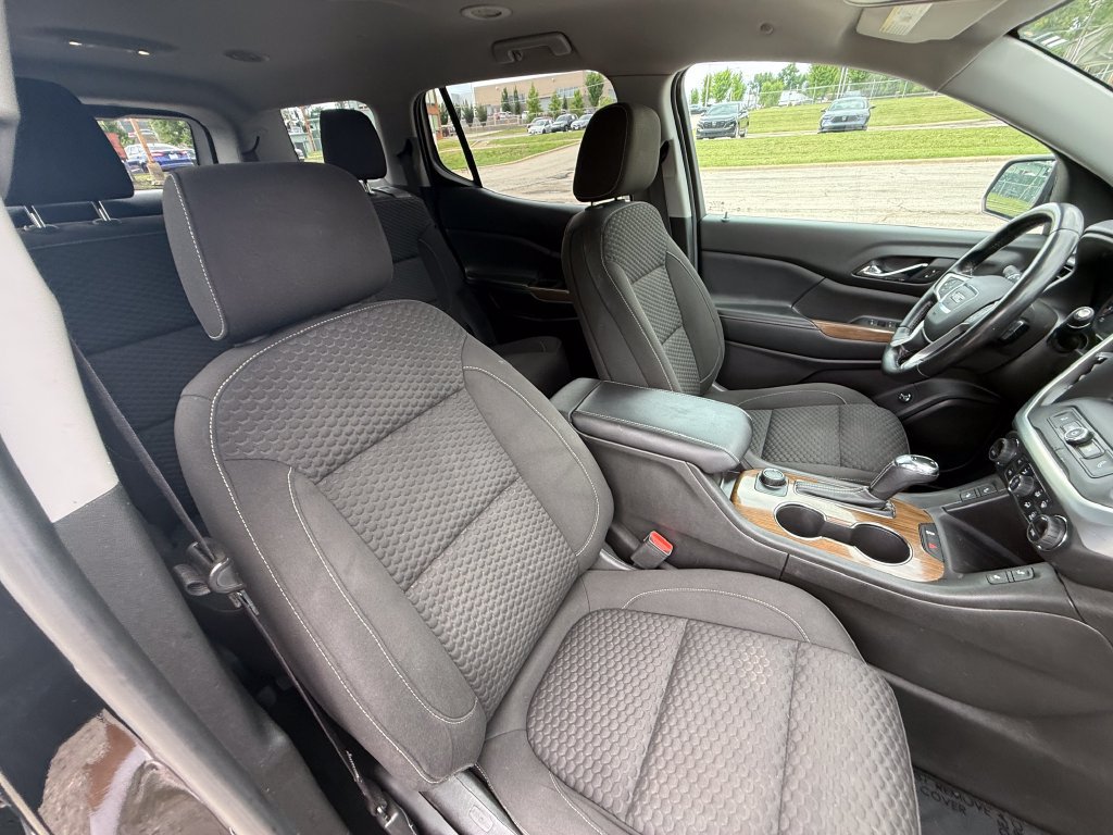 Used 2018 GMC Acadia SLE FWD image 42