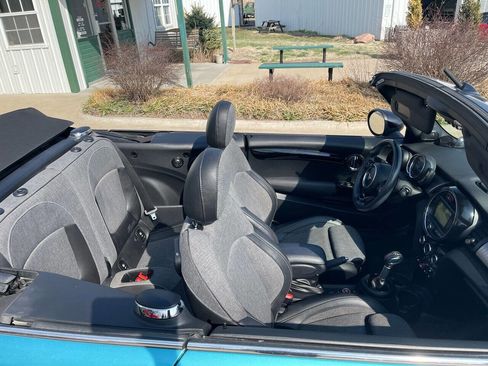 Used 2018 MINI Cooper S image 24