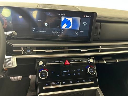 Used 2025 Hyundai Santa Fe XRT image 21