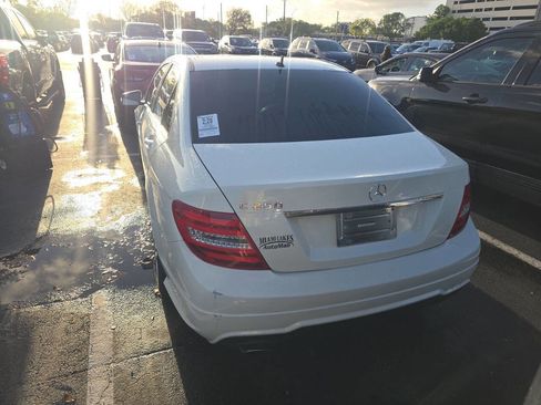 Used 2012 Mercedes-Benz C 250 Sedan image 2