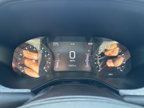 Certified 2025 Jeep Compass Latitude image 24