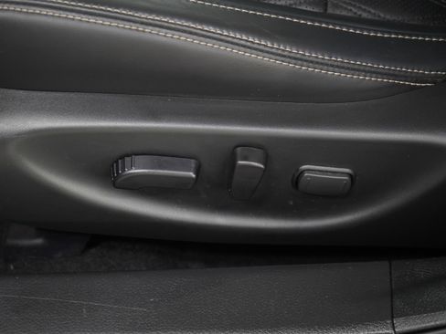 Used 2023 Nissan Maxima Platinum w/ Sport Mat Group FWD image 24