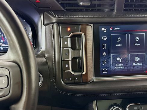 Used 2023 GMC Yukon Denali Ultimate w/ LPO, Floor Liner Package AWD/4WD image 19