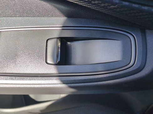 Used 2021 Subaru Crosstrek 2.0i image 22