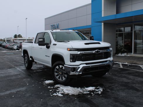 New 2026 Chevrolet Silverado 2500 LT w/ All Star Edition image 2