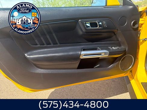 Used 2015 Ford Mustang GT Premium RWD image 10