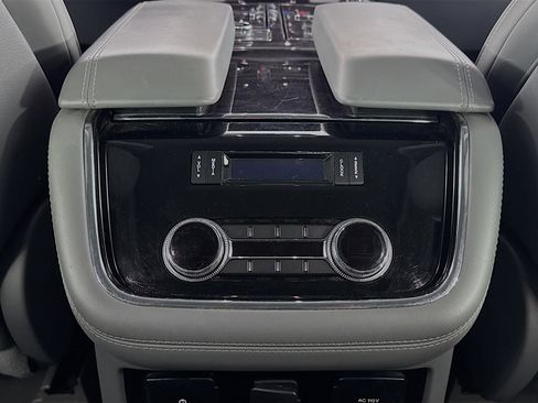 Used 2019 Lincoln Navigator Reserve w/ Cargo Package image 27