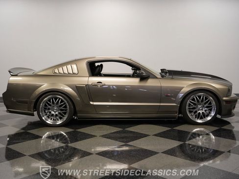 Used 2005 Ford Mustang GT image 14