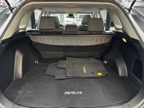 Used 2019 Toyota RAV4 XLE image 46