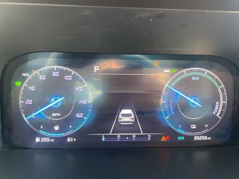 Certified 2024 Kia Sorento SX Prestige image 8