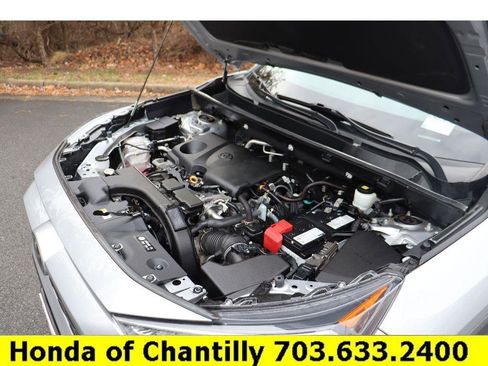Used 2021 Toyota RAV4 XLE image 32
