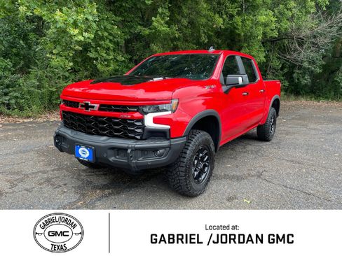 Used 2024 Chevrolet Silverado 1500 ZR2 w/ ZR2 Bison Edition AWD/4WD image 1