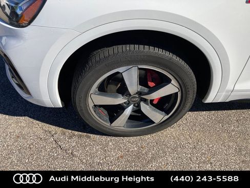Certified 2024 Audi Q5 2.0T Premium Plus w/ Premium Plus Package image 21
