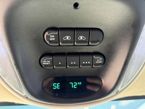 Used 2007 Dodge Grand Caravan SXT FWD image 31