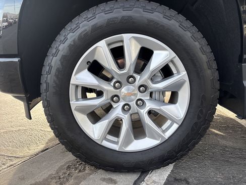 New 2025 Chevrolet Silverado 1500 Custom image 10