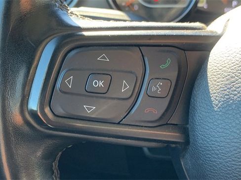 Certified 2022 Jeep Gladiator Willys image 25