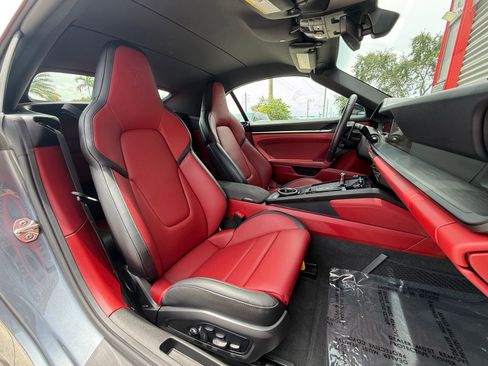 Used 2026 Porsche 911 Carrera GTS RWD image 29