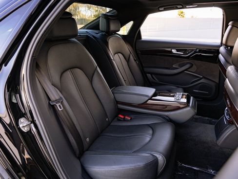 Used 2017 Audi A8 L 3.0T w/ Executive Package image 28