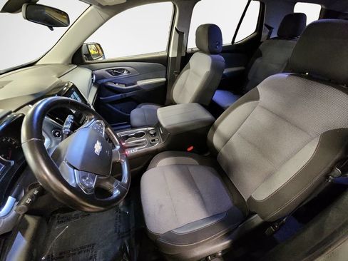Used 2019 Chevrolet Traverse LT w/ LPO, Floor Liner Package AWD/4WD image 13