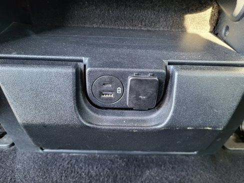 Used 2023 Ford F150 XLT image 16