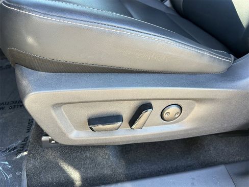 Certified 2025 Nissan Murano SV image 28