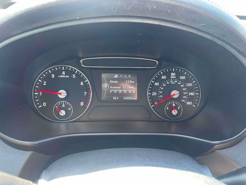 Used 2017 Kia Sorento AWD image 10