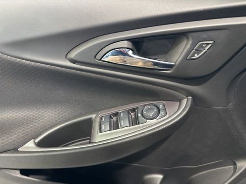 Used 2022 Chevrolet Malibu RS image 11