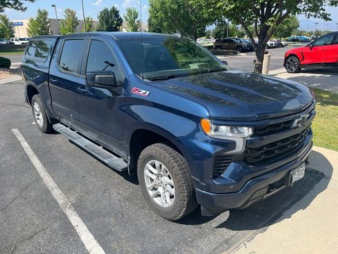 Used 2022 Chevrolet Silverado 1500 RST AWD/4WD image 4