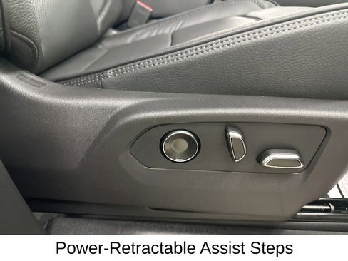 New 2026 GMC Yukon Denali w/ Sun & Power Step Package image 18