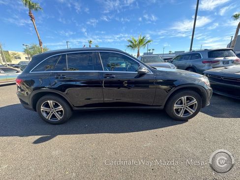 Used 2018 Mercedes-Benz GLC 300 image 3