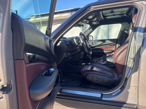 Used 2018 MINI Cooper Clubman S image 6