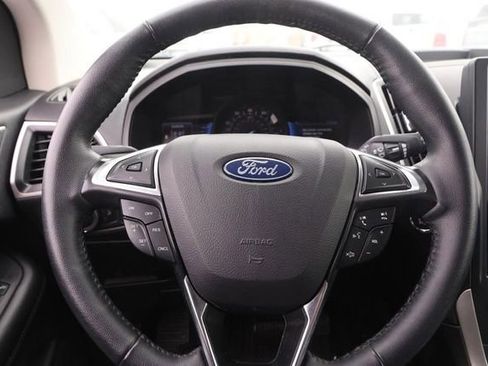 Certified 2024 Ford Edge SEL image 10