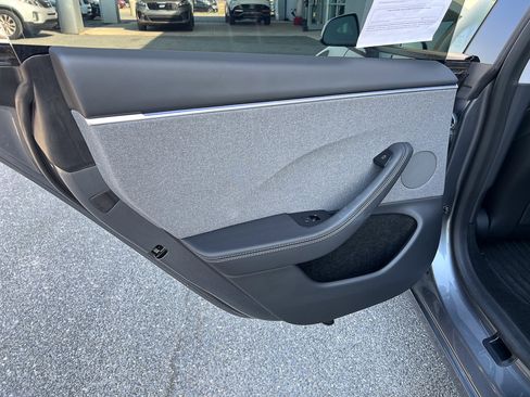 Used 2024 Tesla Model 3 Standard Range image 22