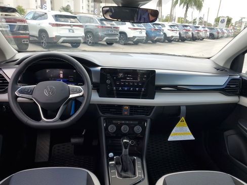 New 2025 Volkswagen Taos S image 9