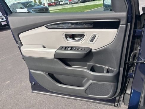 New 2025 Honda Pilot EX-L image 22