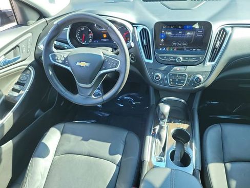 Used 2022 Chevrolet Malibu Premier image 15