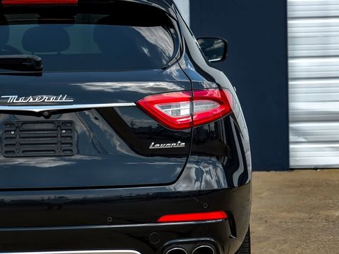 Used 2019 Maserati Levante S GranLusso image 45