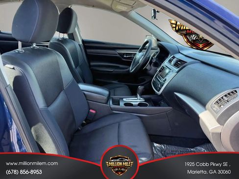 Used 2016 Nissan Altima 2.5 SR FWD image 18