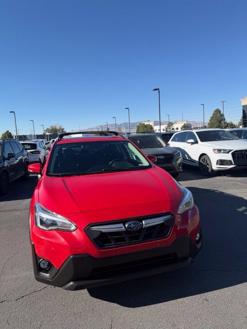 Used 2022 Subaru Crosstrek 2.5i Limited w/ Moonroof Package 2 AWD/4WD image 2