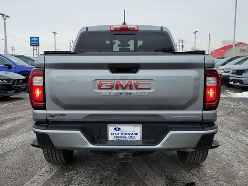 Used 2024 GMC Canyon Denali image 5