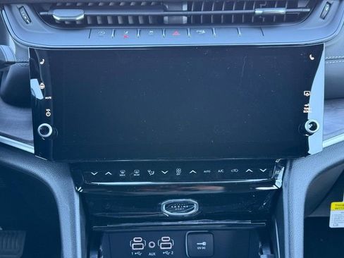 New 2026 Jeep Grand Cherokee Altitude image 8