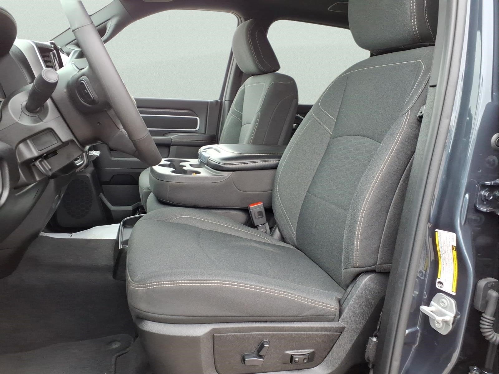 Used 2025 RAM 2500 Big Horn AWD/4WD image 22