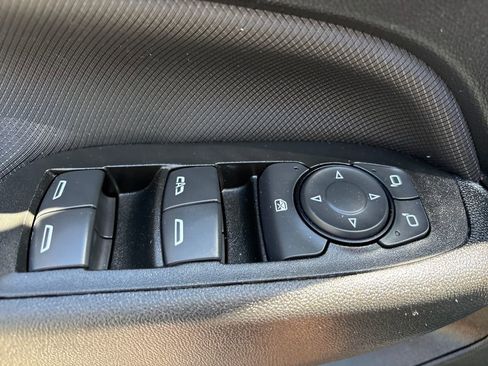 Certified 2023 Chevrolet Equinox RS AWD/4WD image 12