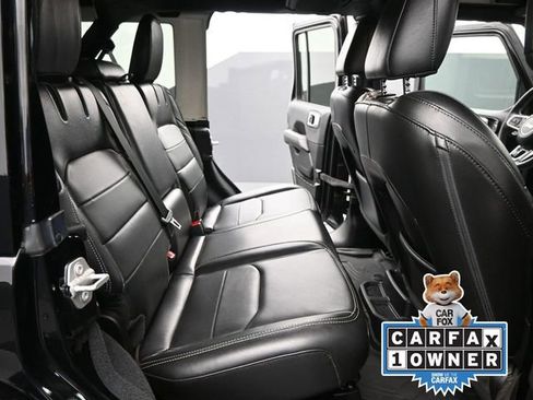 Used 2023 Jeep Wrangler Unlimited Sahara w/ Cold Weather Group image 23