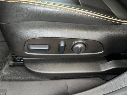 Certified 2022 GMC Terrain AT4 w/ Infotainment Package II image 6