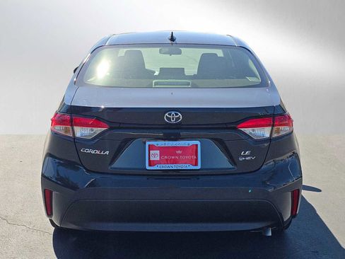 Certified 2026 Toyota Corolla LE FWD image 4