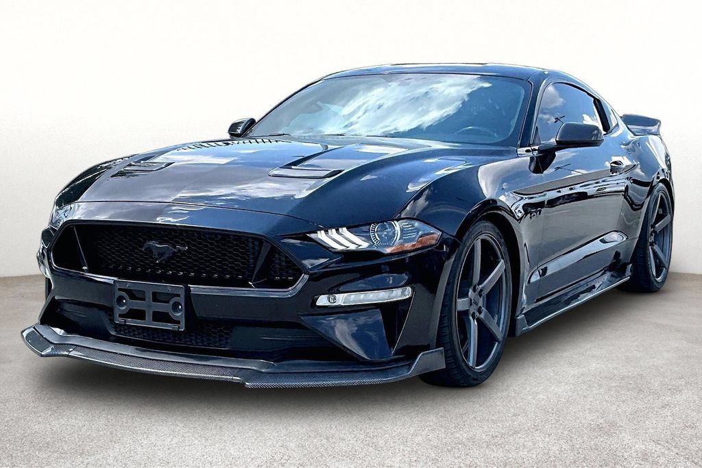 Used 2018 Ford Mustang GT RWD image 12